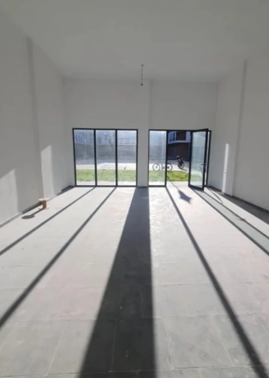 Rent | Ambjent Biznesi | Kombinat | 700 €/month