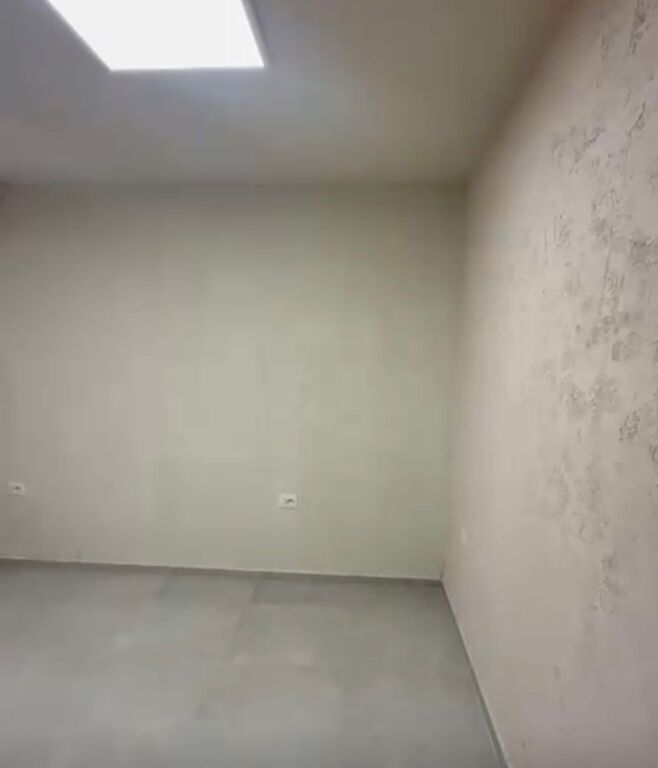 Zyre me qira tek Mozaiku i Tiranes