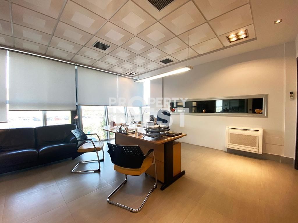 Object for sale, showroom, fantastic warehouse on the Durres Tirane highway