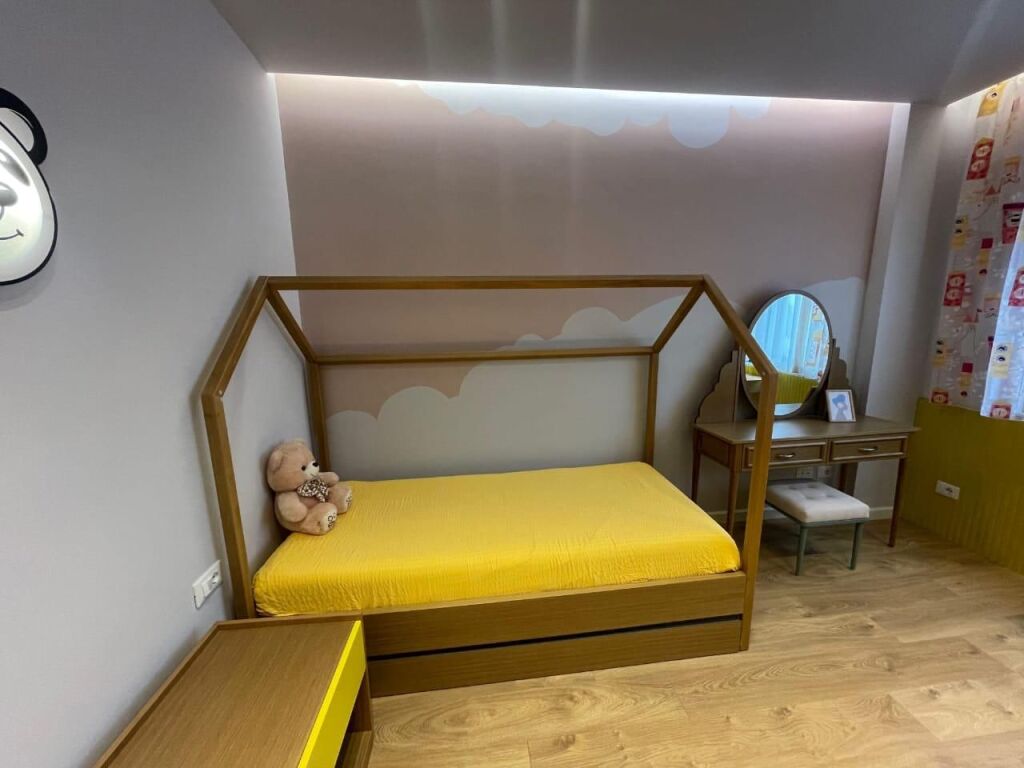 Rent 2+1+2 + Parking, Dry Lake near Radisson Hotel