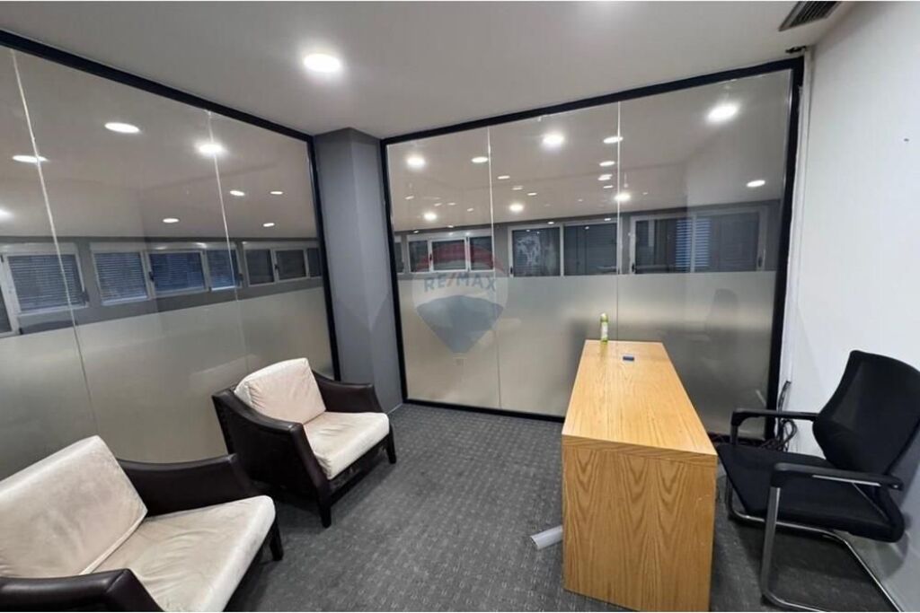 Ambient Zyrash per qira ne Rr.Todi Shkurti.