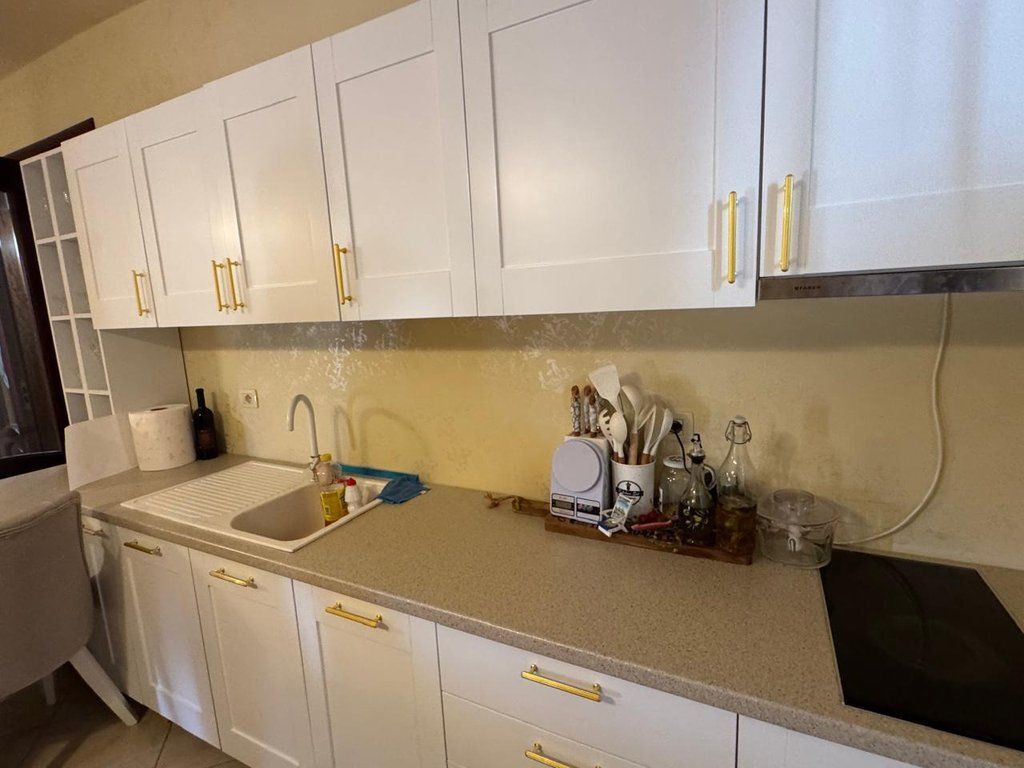 SHITET APARTAMENT 2+1 TEK ''ISH KOMBINATI"!
