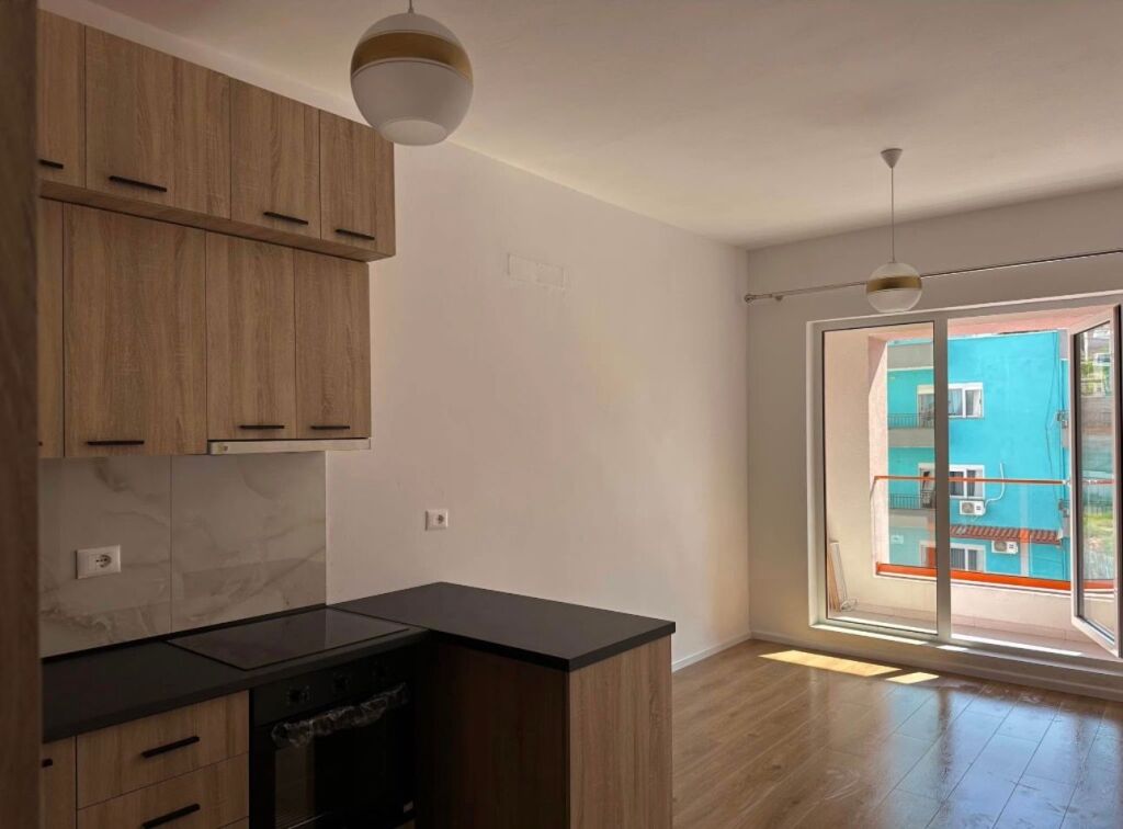 Apartment 1+1 only with kitchen at Mangalemi in Ali Dem!