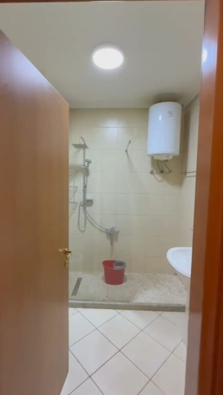 Ufficio in Affitto a Bllok – Tribeka