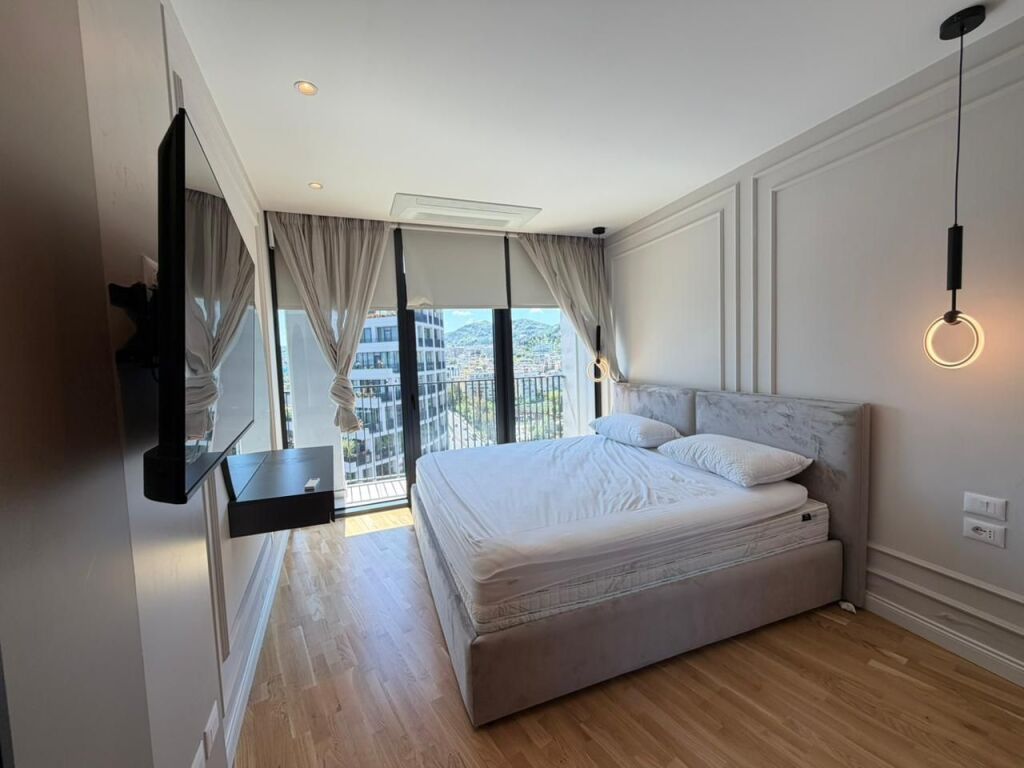 Apartament 3+1+Parking per qira tek Lake View Residence.