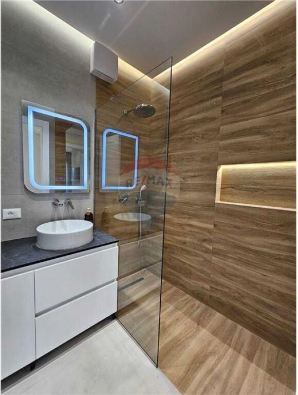 APARTMENT 2+1 PLUS PARKING FOR RENT AT DELIJORGJI