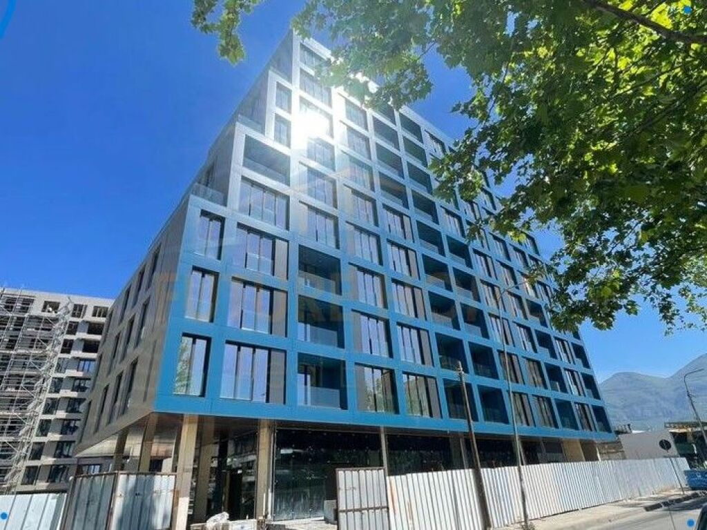 Shitet, Apartament 1+1, ''Golden Gate Residence'', Ali Demi.