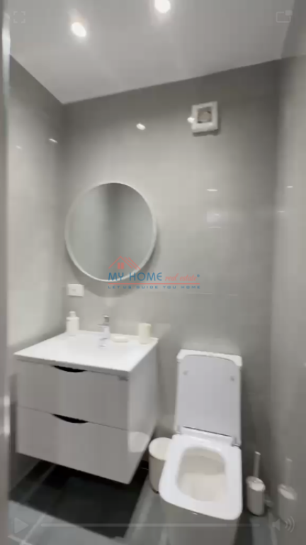 Zyre me Qira Rruga e Dibres Tirane