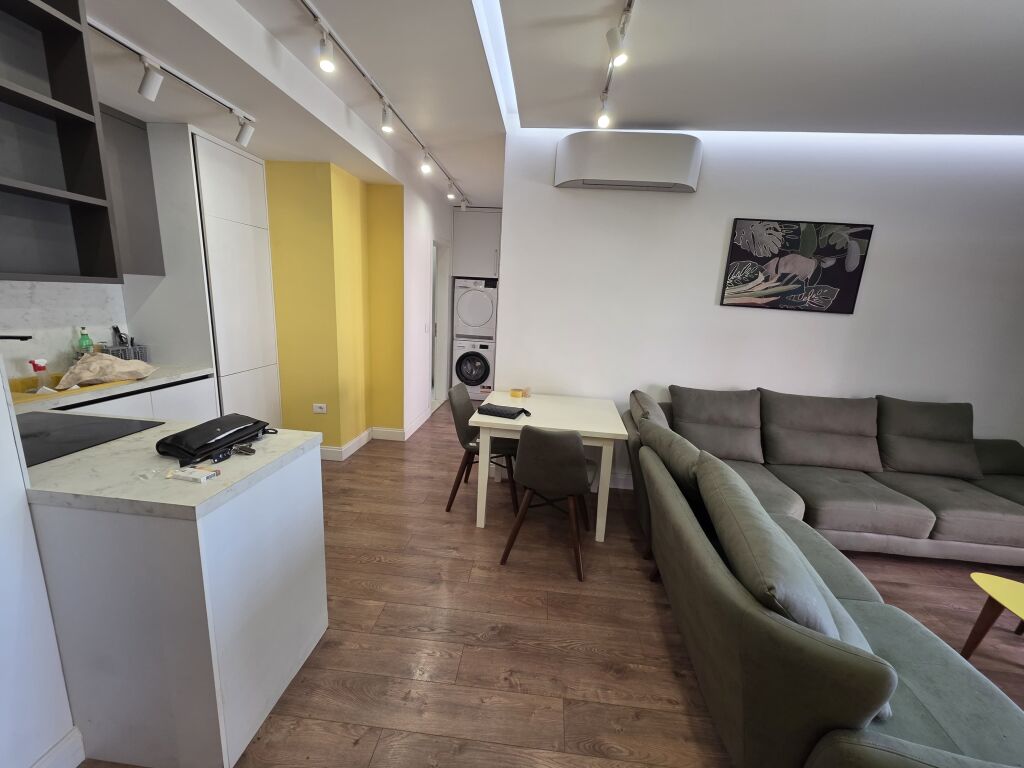 Jepet me qira 1+1 Kompleksi Jolla Astir 550€