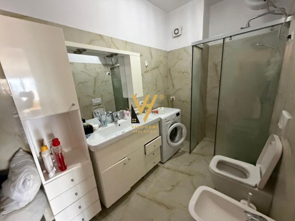 AFFITTASI APPARTAMENTO 1+1 A VASIL SHANTO 650 EURO