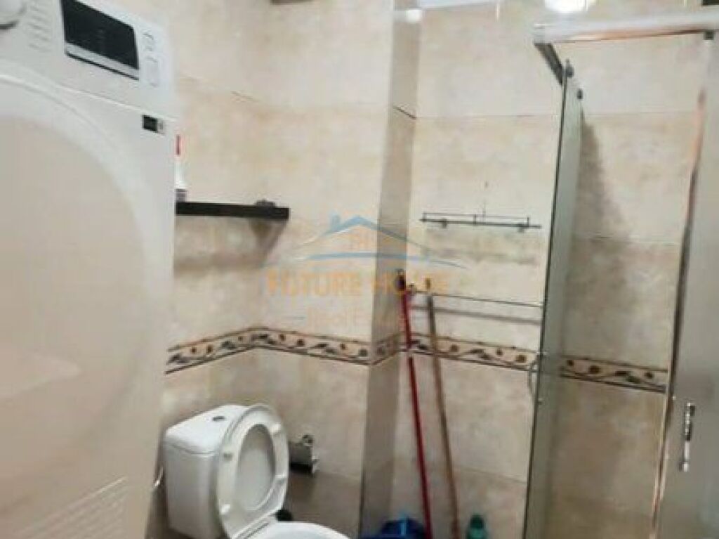 For sale, 2+1 apartment, Botanical Garden, Tirana.