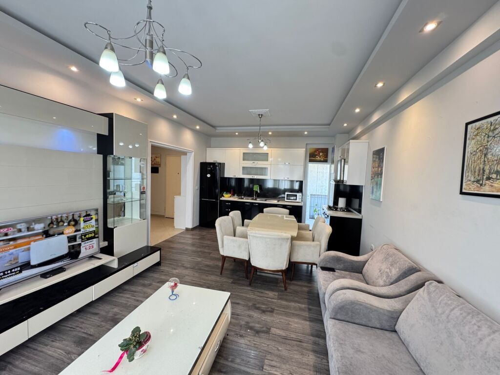 SHITET  – TEK KOPSHTI ZOOLOGJIK, APARTAMENT 2+1+2 me ballkon!