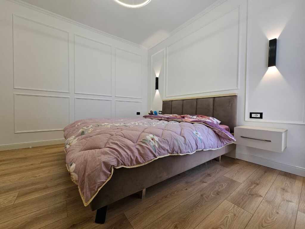 Apartament 1+1 prane Sheshit Skenderbej!