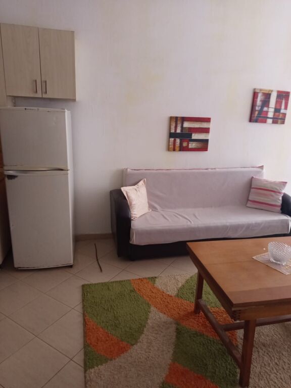 APPARTAMENTO 1+1. 30000 LEKE.ASTIR.BAR SANTANA