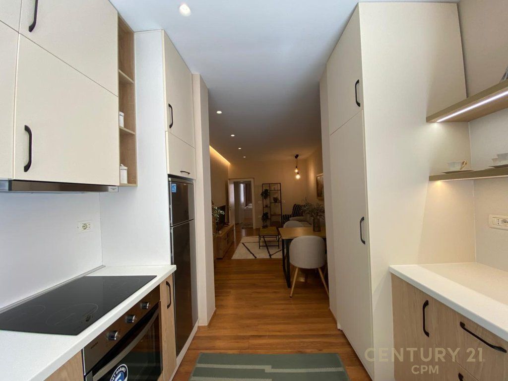 Appartamento 2+1 In Affitto a Ish Blloku, Tirana - 1300€ | 78 m²