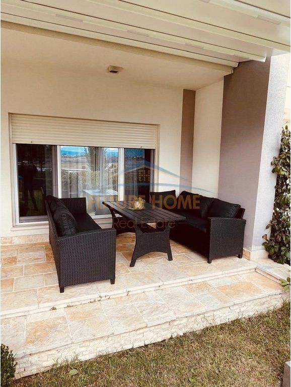 Qera, Vilë, Farke e Vogel, Tiranë