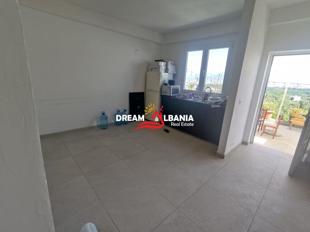 Villa su due piani in vendita vicino al Lago Secco, Tirana (ID 4151220)
