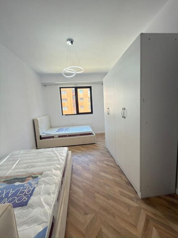 Jepet me qira 2+1+parkim Te Urban Gate Astir 600€