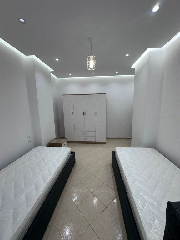 Apartament 2+1+2 Me Qera Astir !