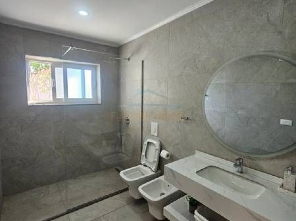 Qera, Apartament 2+1+Post Parkimi,Sauk, Tiranë.