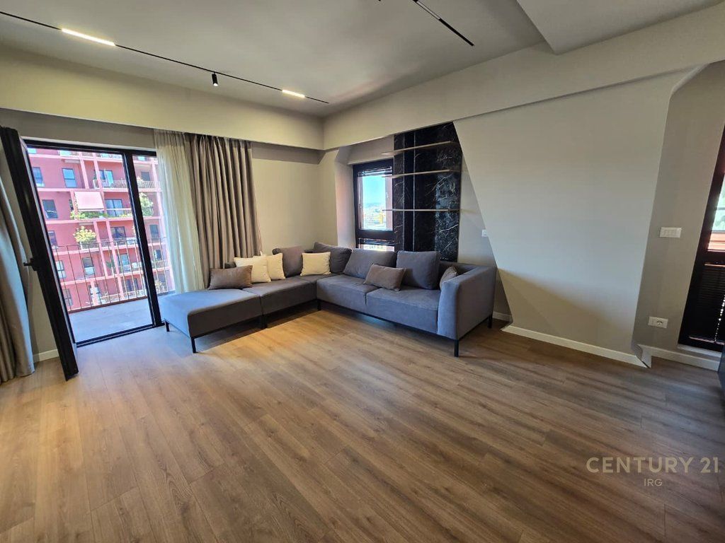 Apartament 2+1+2 per shitje tek Garden Building Tirana