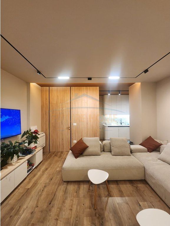 Qira , Apartament 2+1 , Rruga 24 Maj, Durres