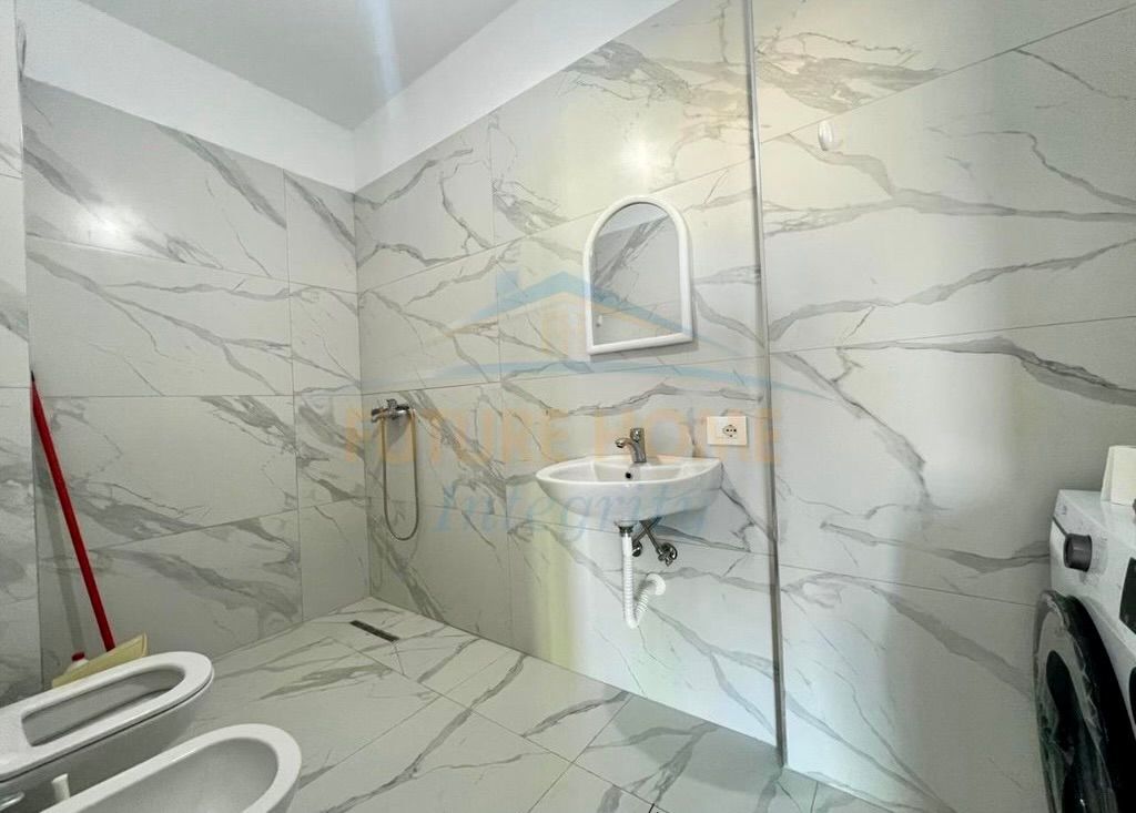 ✨ Apartament 2+1+2 në shitje – Rruga "5 Maji", Tiranë