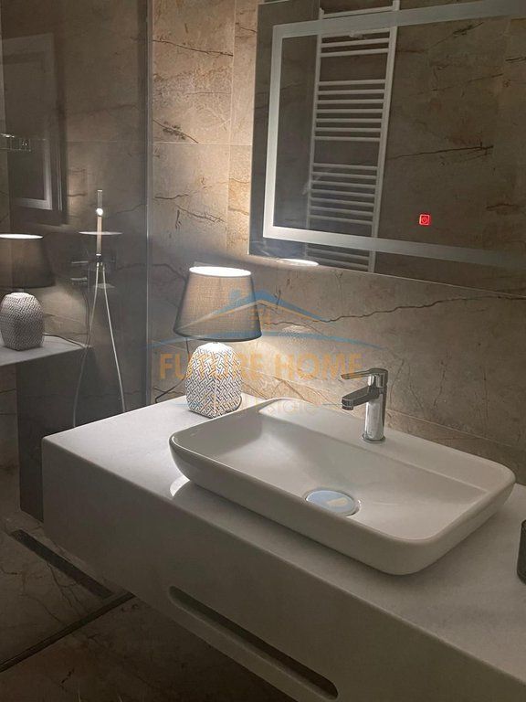 Qera, Vilë, Farke e Vogel, Tiranë