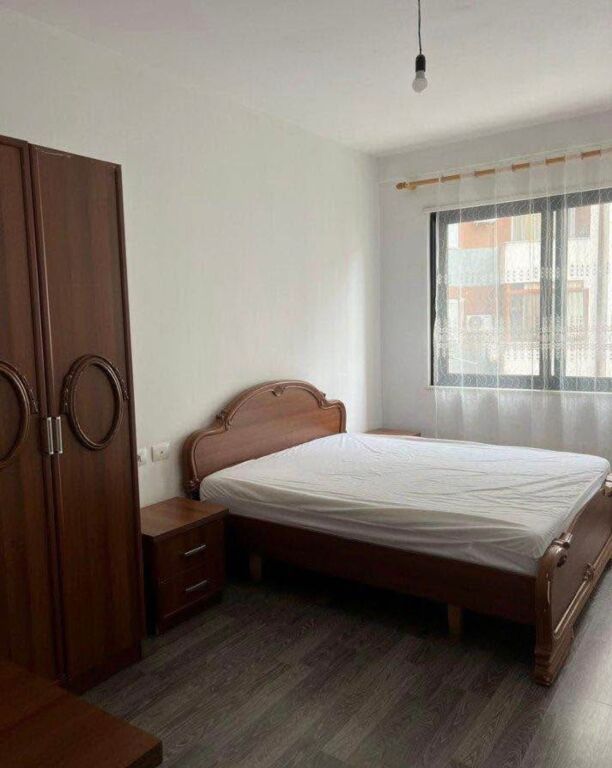 Jepet me qira 2+1+2 Astir Te Ozone 50.000 leke