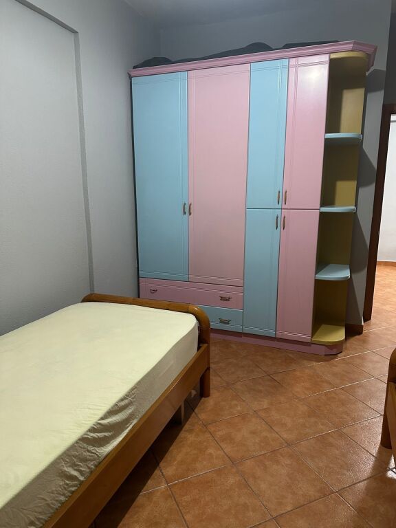 We rent a 2+1 apartment near Myslym Shyri