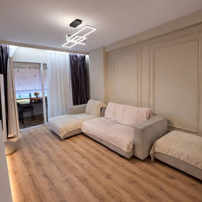 🏡✨ Shitet Apartament 2+1 – Komuna e Parisit, Tiranë ✨🏡