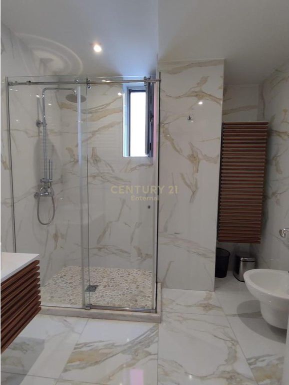 APARTAMENT 3+1+2 PER QIRA TE NOBIS