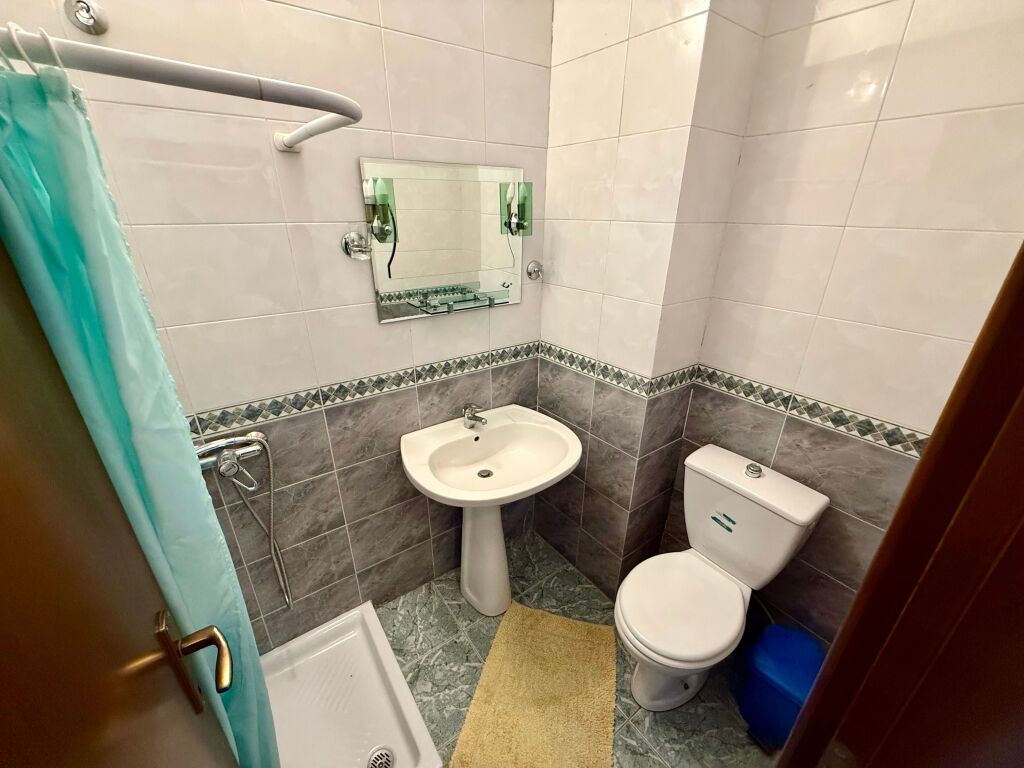 📣 AFFITTO Appartamento 2+1+2 Con Balcone 📍 Ex Blocco, Tirana ✨