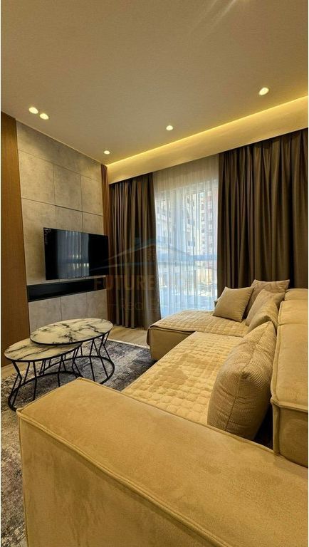 Qera, Apartament 1+1 + Post Parkimi, Kompleksi Aura, Rruga Dritan Hoxha