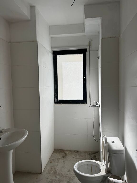 🏡 SHITET APARTAMENT 2+1 NË QENDËR TË TIRANËS TEK RRUGA E DURRESIT, PALLAT i RI ME HIPOTEKE