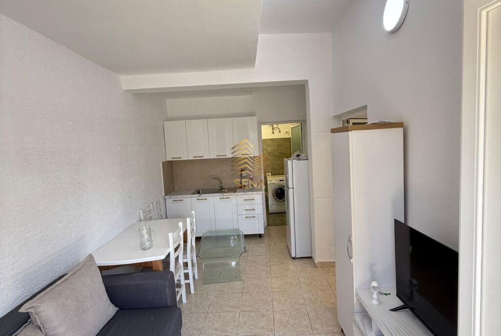 Rent, Apartment 1+1, QSUT Hospitals, 45,000 Lek/month