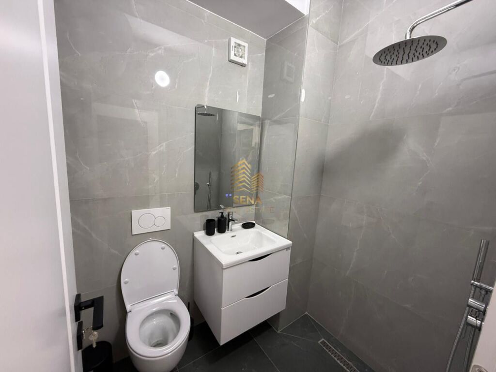 Affitto, Locale commerciale 3+1+2+2blk, Selvia, 1300 Euro/mese