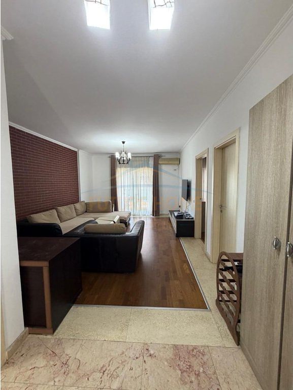 Affitto, Appartamento 3+1+2, Giardino Zoologico, Tirana.