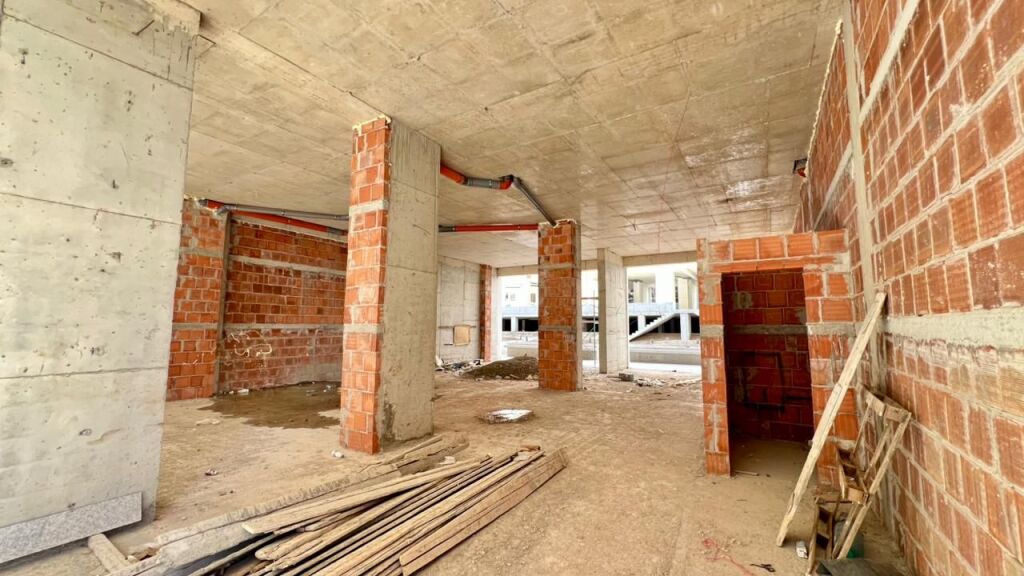 🏢 BUSINESS SPACE FOR SALE: Open Space 232m² 📍Paskuqan (Space City Residence) – Ring Road Front (579,800€) || Large glass windows🔥