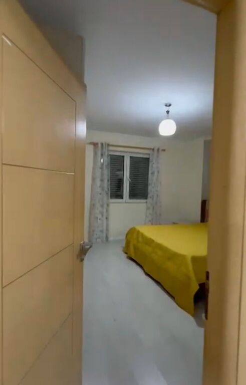 Shitet, Apartament 3+1+2, Porcelan, Tiranë