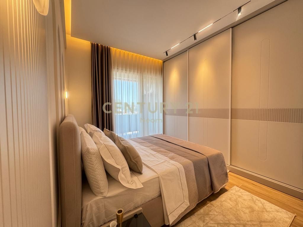 QIRA APARTAMENT MODERN 2+1+2 ME 1 POST PARKIMI, GOLDEN PARK!!