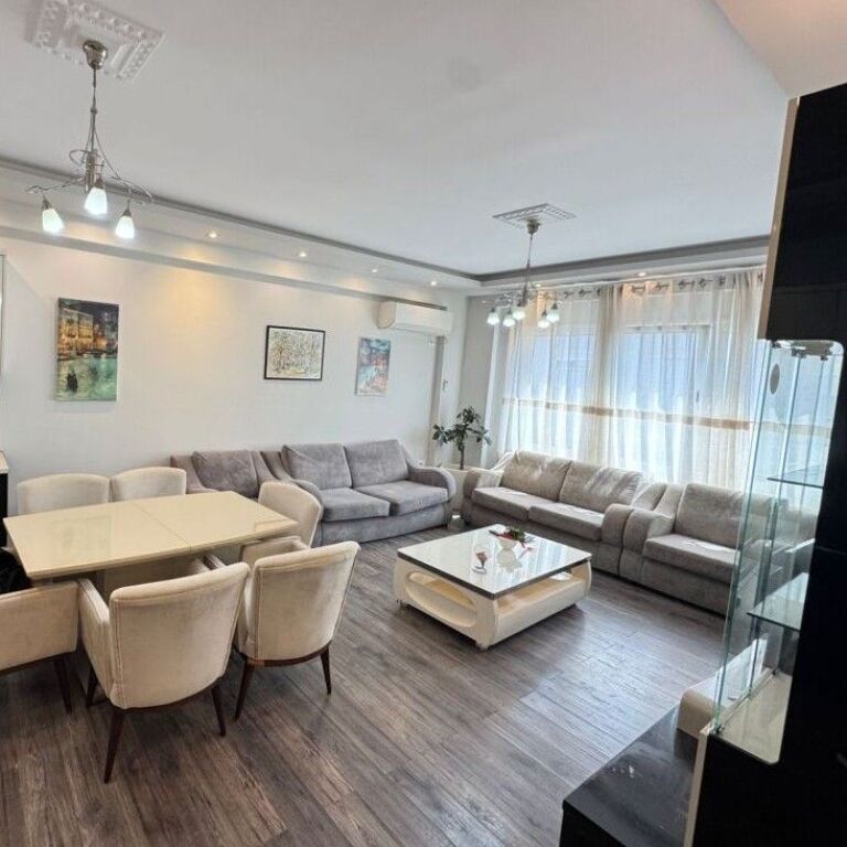 🏡✨ Apartament 2+1+2 për Shitje – Kopshti Zoologjik ✨🏡