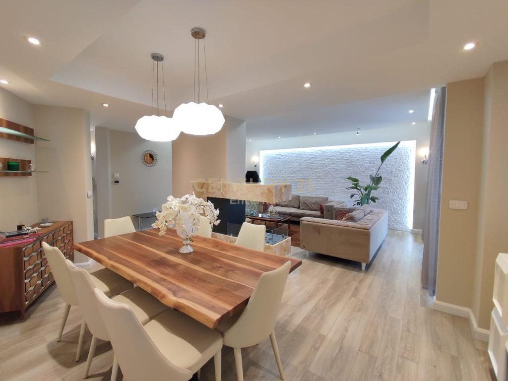 Apartament 3+1+2 per qira te Nobis, Liqeni