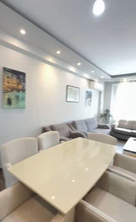 🏡 Shitet Apartament 2+1+2 pranë Kopshtit Zoologjik