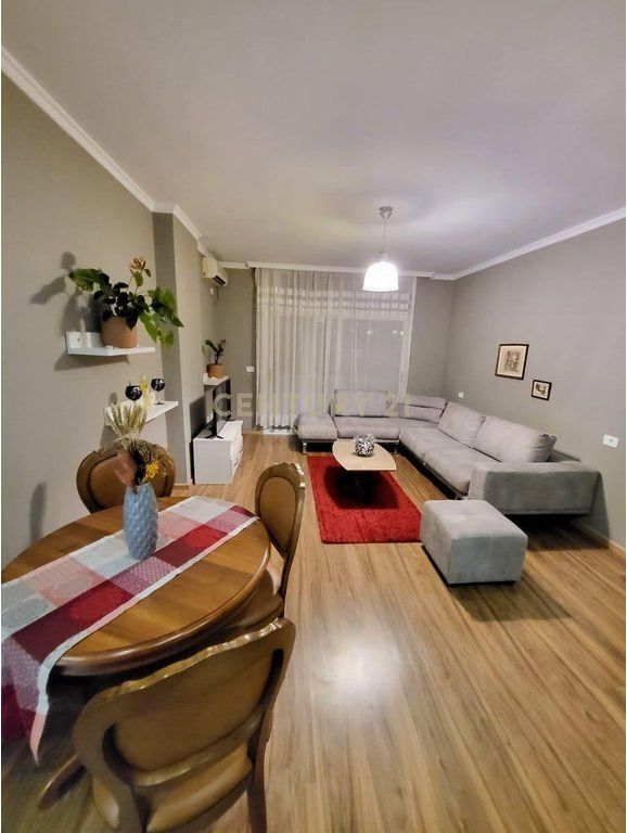 Apartment 1+1 for rent in Komuna e Parisit!