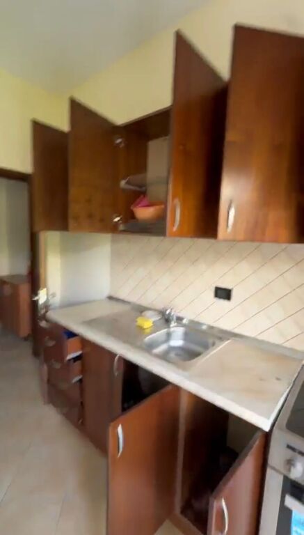 APARTAMENT PER QERA TEK EKONOMIKU