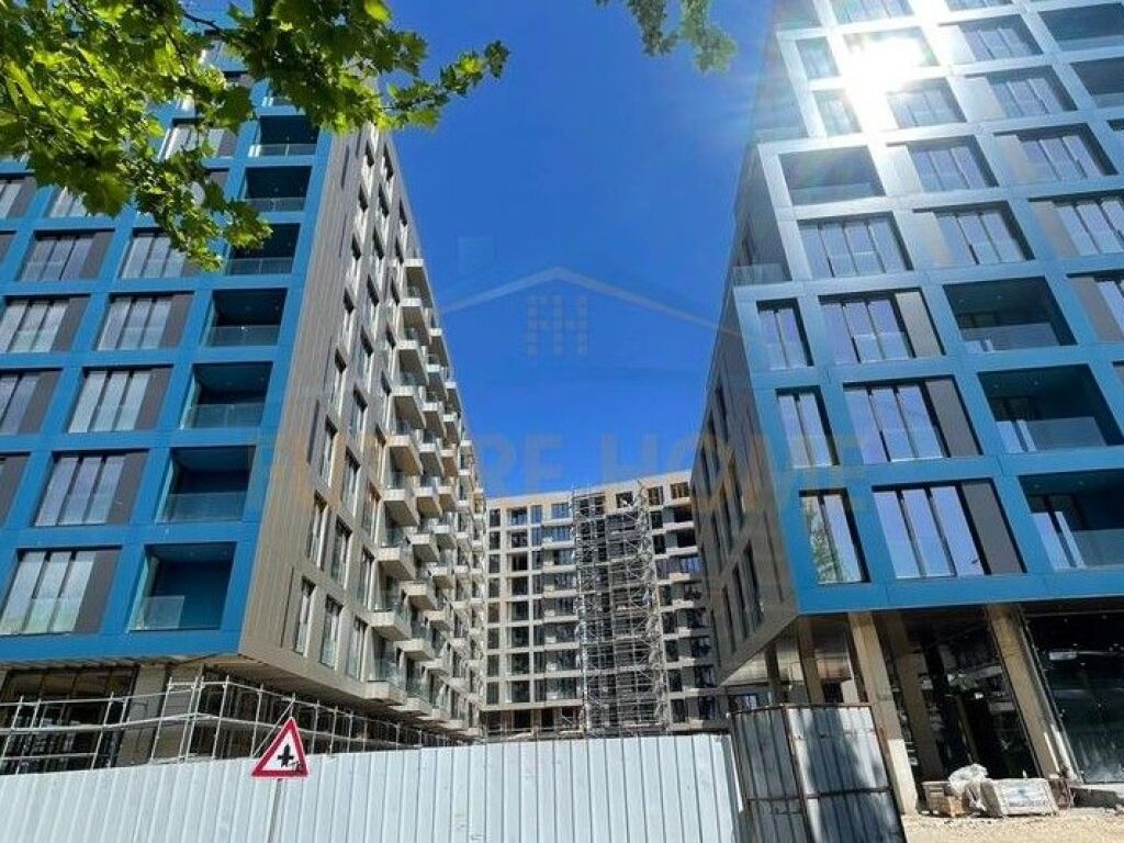 Shitet, Apartament 1+1, ''Golden Gate Residence'', Ali Demi.