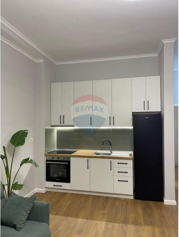 Apartament - Për Shitje - Rruga Sotir Caci, Tiranë