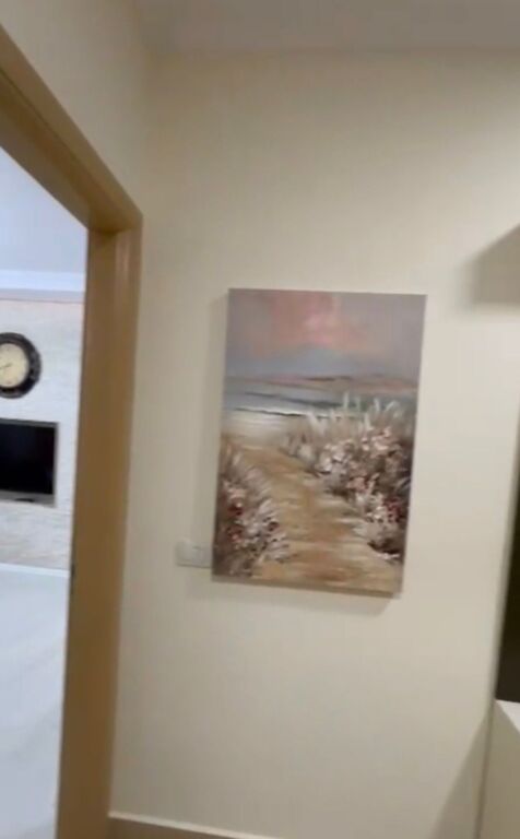 Shitet, Apartament 3+1+2, Porcelan, Tiranë