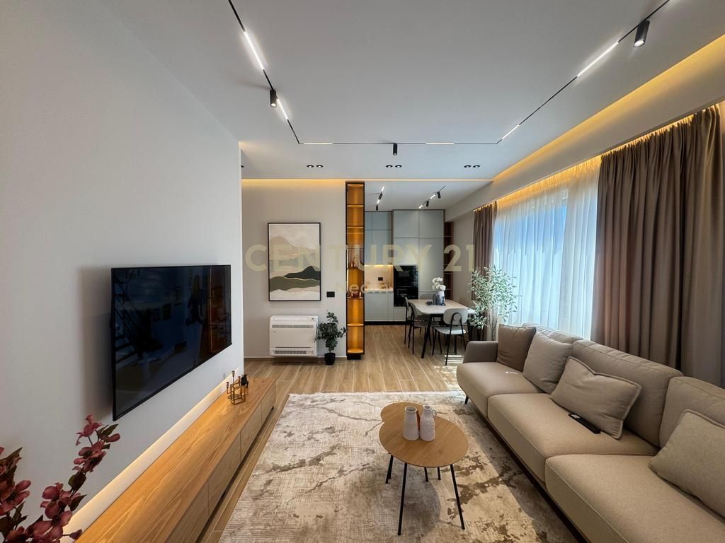 QIRA APARTAMENT MODERN 2+1+2 ME 1 POST PARKIMI, GOLDEN PARK!!